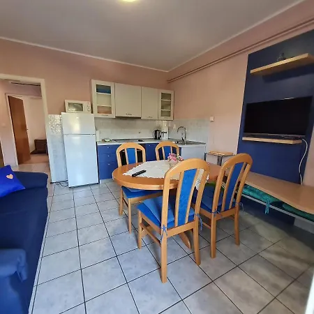 Nada Apartment Mundanije