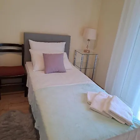 Nada * Mundanije