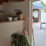 Nada Mundanije